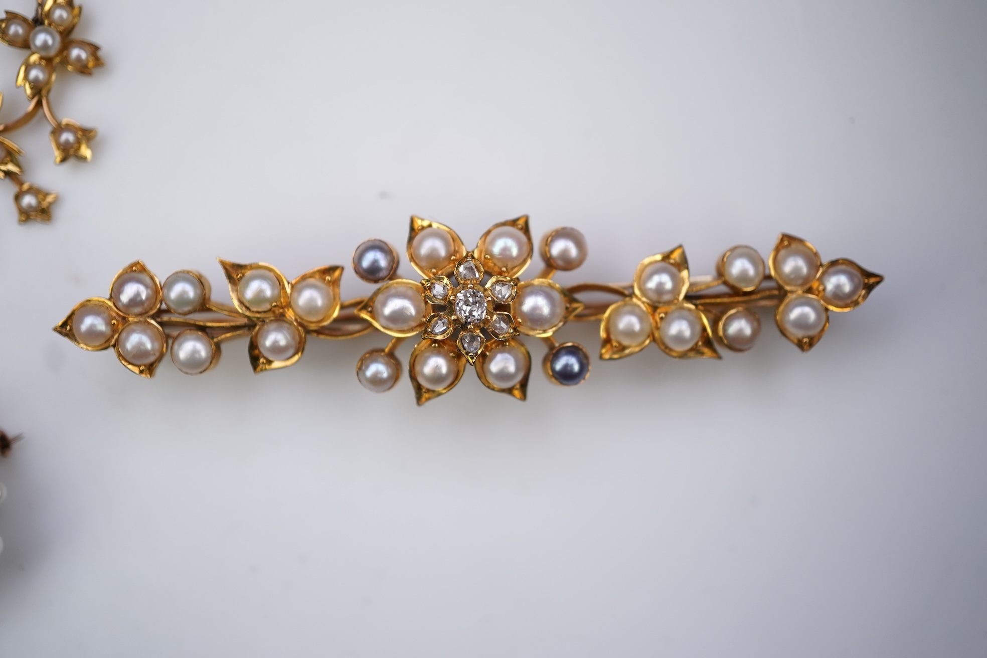 A collection of Edwardian seed pearl jewels, early 20th century